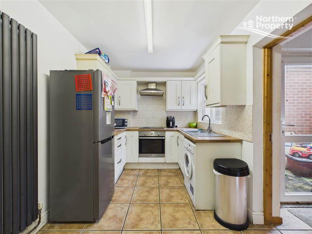 Photo 5 of 43 Beechmount Crescent, Belfast