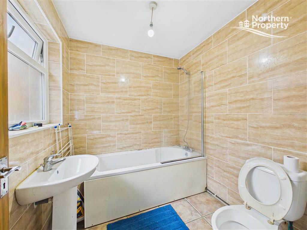 Photo 8 of 43 Beechmount Crescent, Belfast