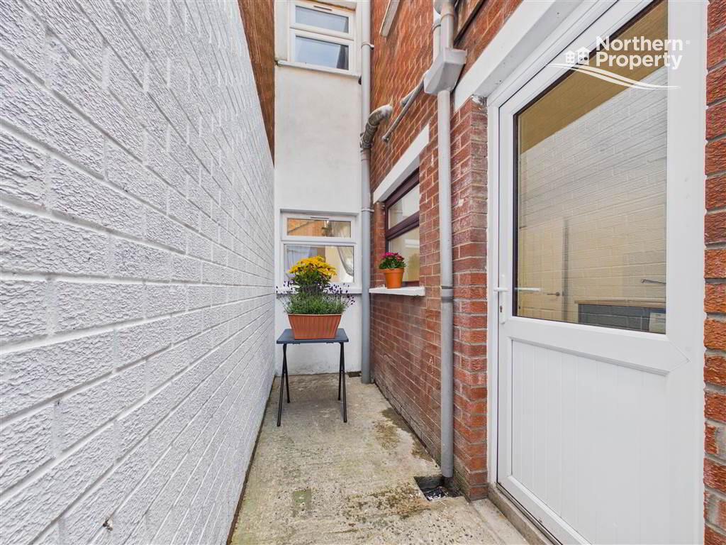Photo 18 of 15 Oakman Street, Belfast