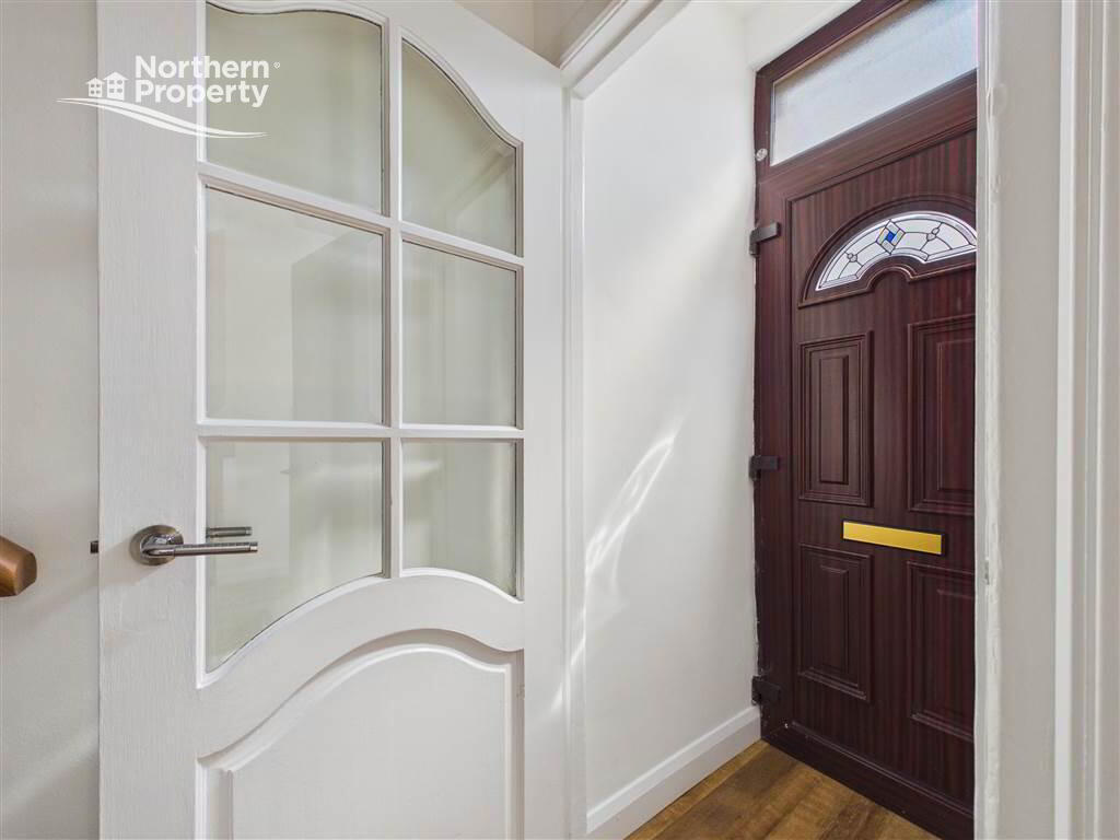Photo 3 of 15 Oakman Street, Belfast
