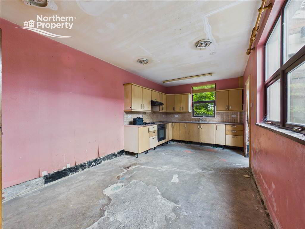 Photo 8 of 34 Westland Road, Belfast