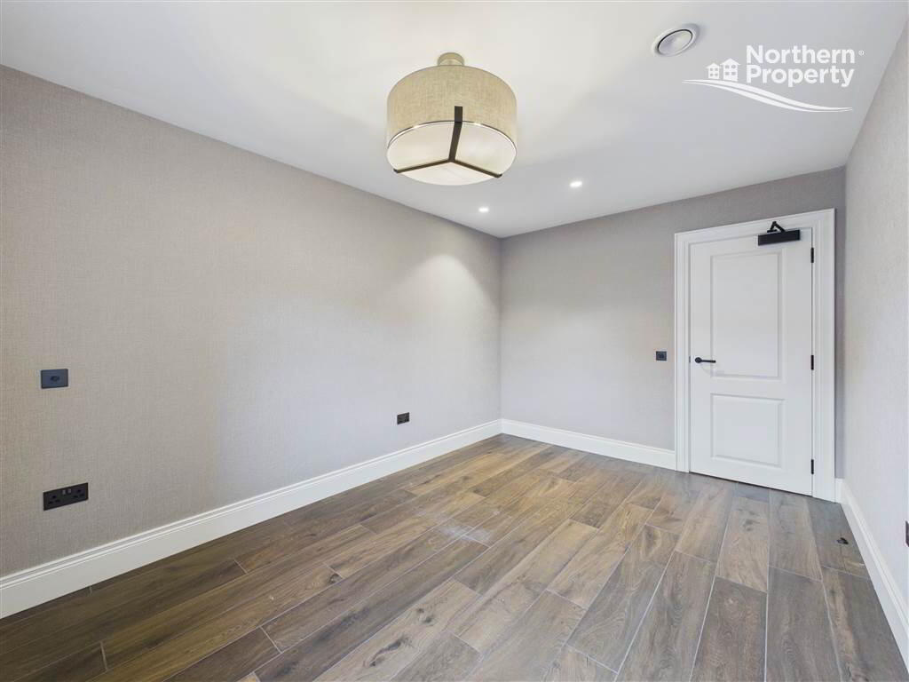 Photo 10 of 7 Fairmont Apartments, 142 Malone Avenue, Belfast