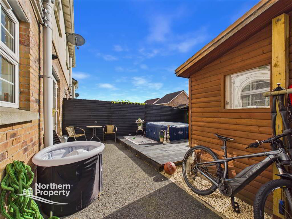 Photo 19 of 43 Mount Eagles Way, Belfast