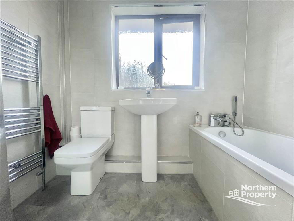 Photo 15 of 23 Glencolin Drive, Belfast