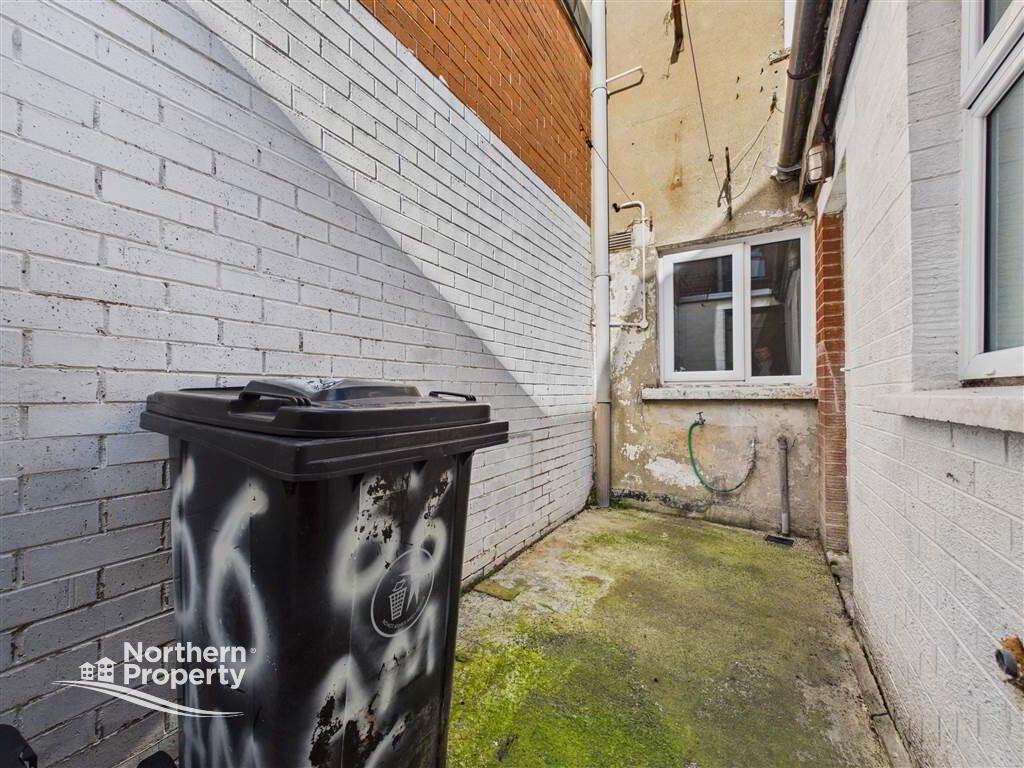 Photo 15 of 66 Amcomri Street, Belfast