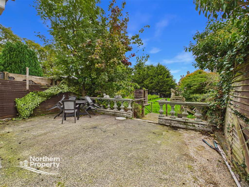 Photo 17 of 99 Bearnagh Drive, Belfast