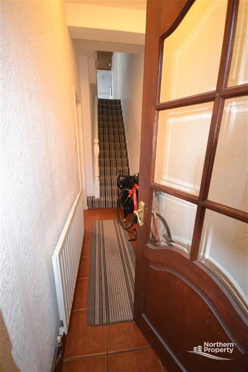 Photo 2 of 24 Wyndham Street, Belfast