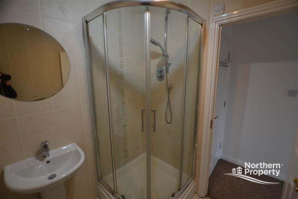 Photo 24 of 102 Lagmore Glen, Dunmurry, Belfast