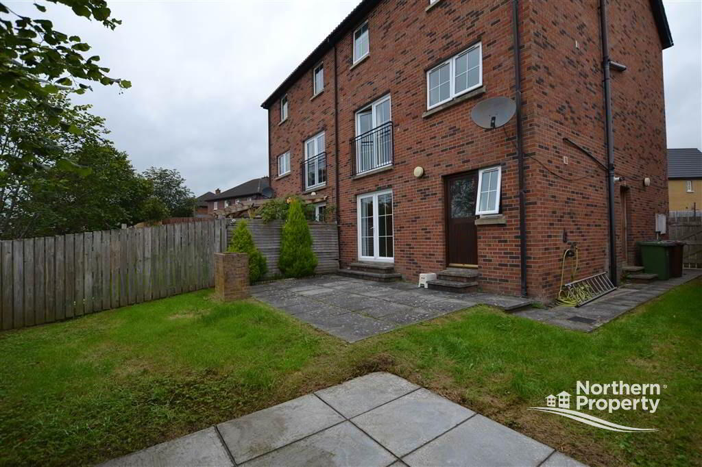 Photo 28 of 102 Lagmore Glen, Dunmurry, Belfast