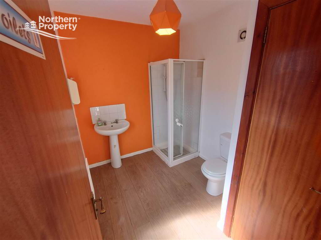 Photo 8 of 10 Beechmount Avenue, Belfast