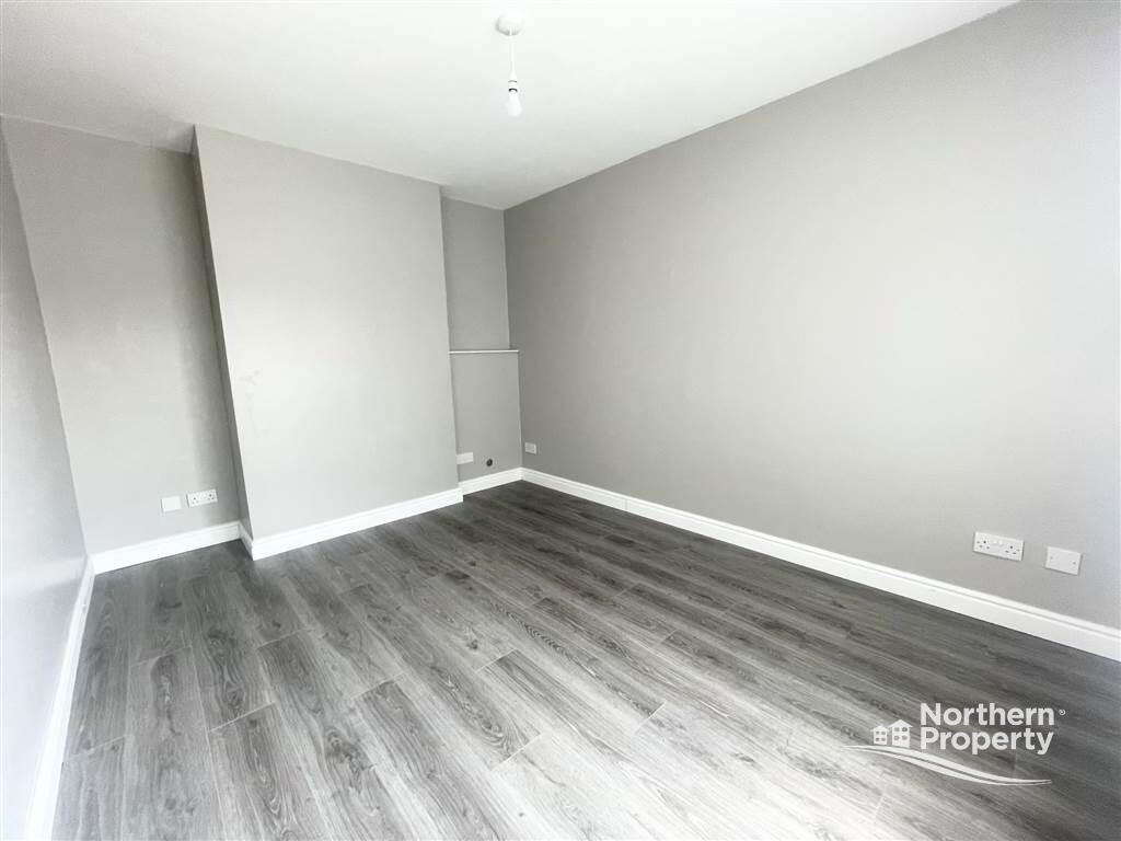 Photo 4 of 293 North Queen Street, Belfast