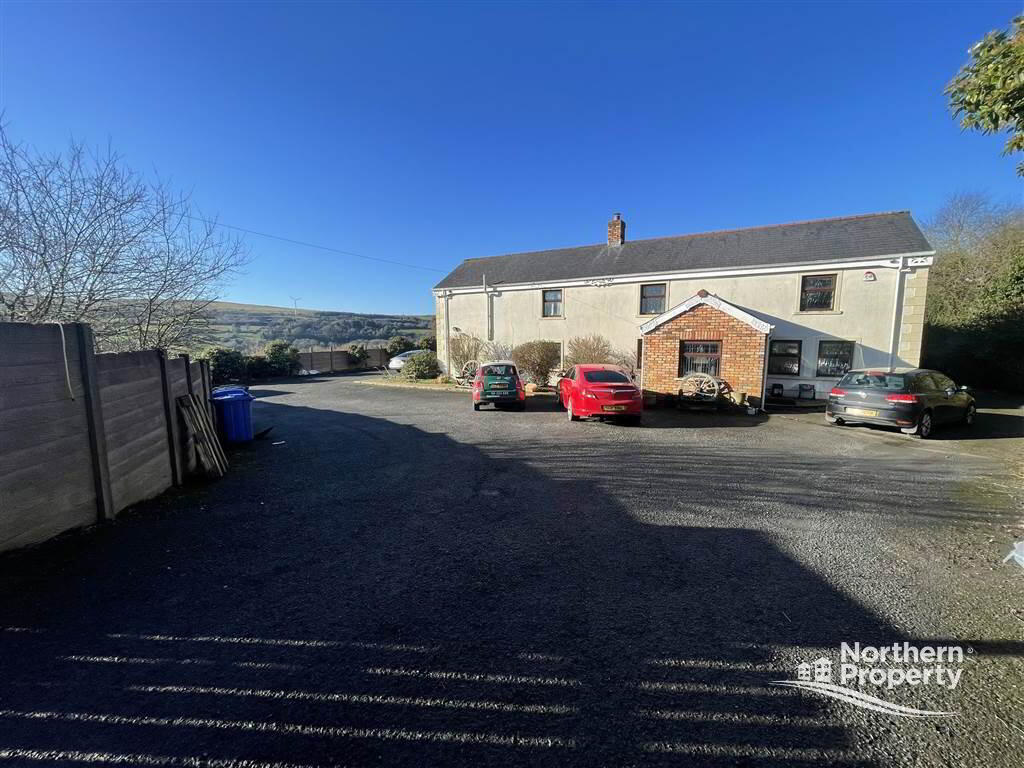 Photo 2 of 30 Hannahstown Hill, Belfast