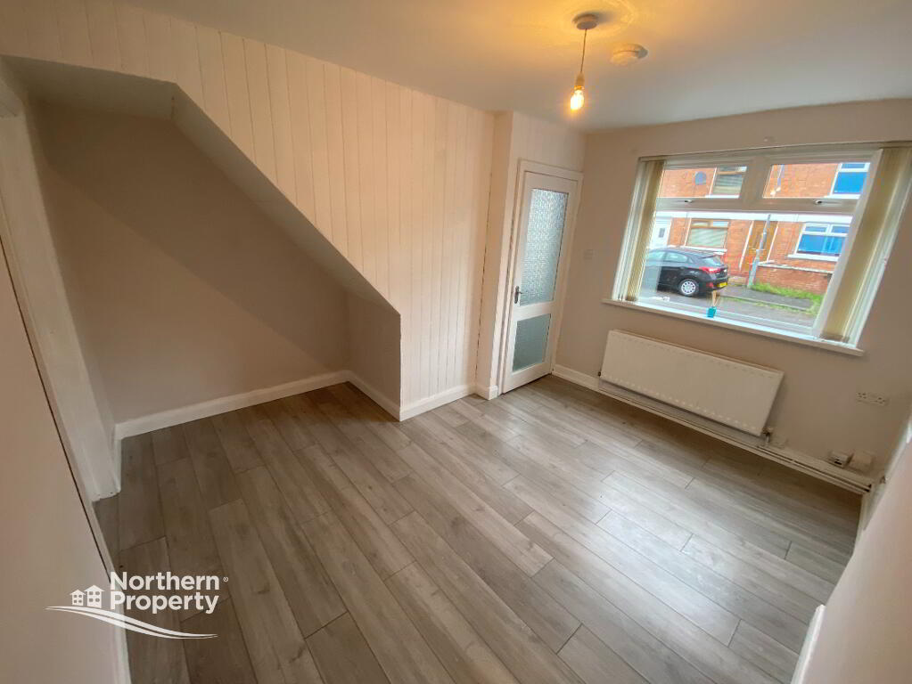 Photo 2 of 18 Beechmount Crescent, Belfast