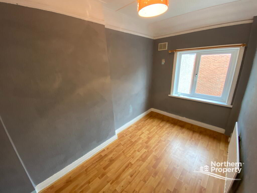 Photo 7 of 18 Beechmount Crescent, Belfast