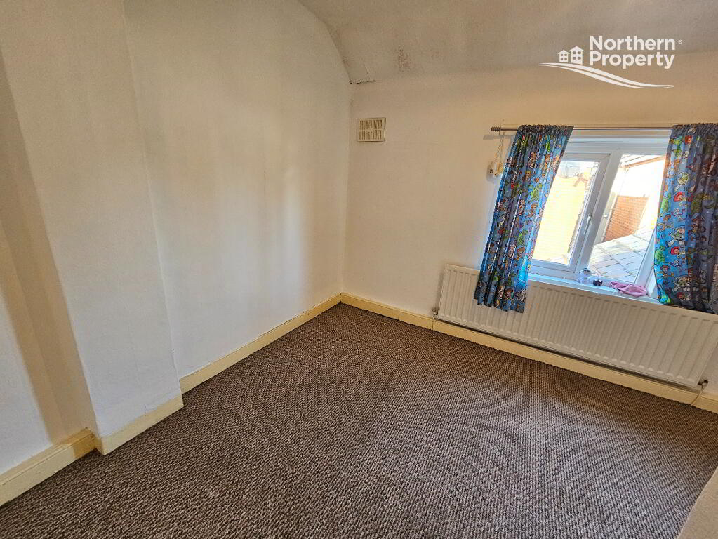 Photo 7 of 45 Iveagh Crescent, Belfast