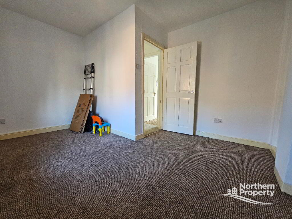 Photo 5 of 45 Iveagh Crescent, Belfast