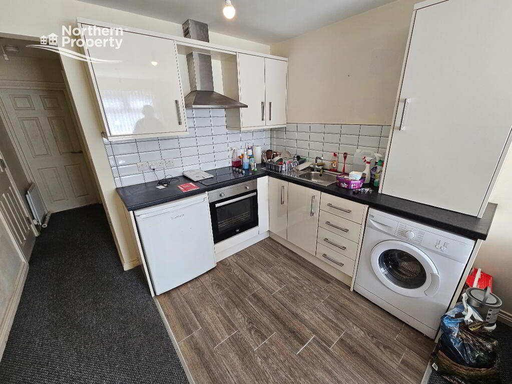 Photo 3 of 1a Springfield Drive, Belfast