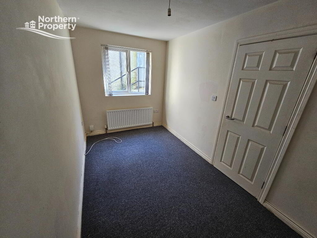 Photo 4 of 1a Springfield Drive, Belfast