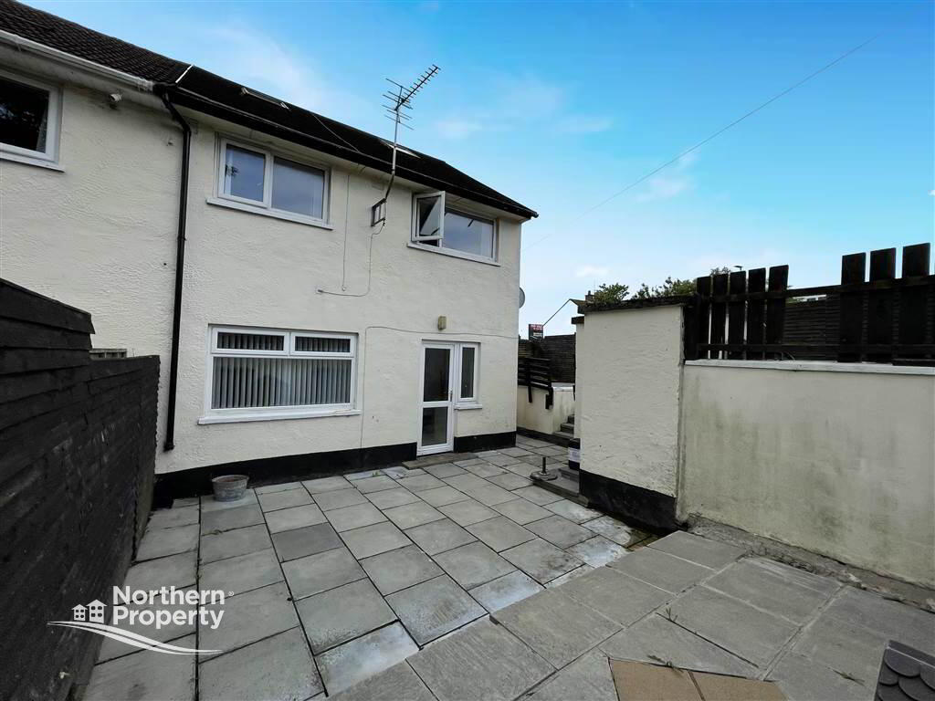 Photo 14 of 2 Whitecliff Crescent, Belfast