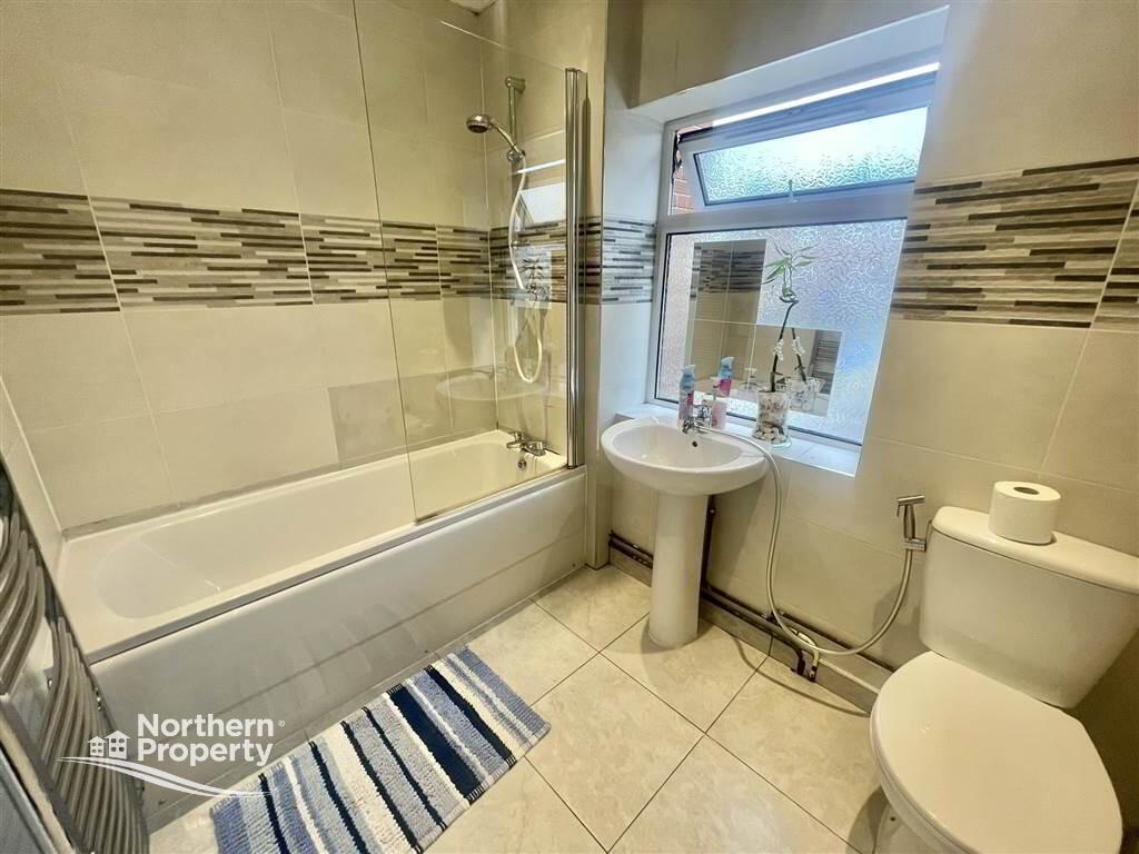 Photo 15 of 80 West Circular Road, Belfast