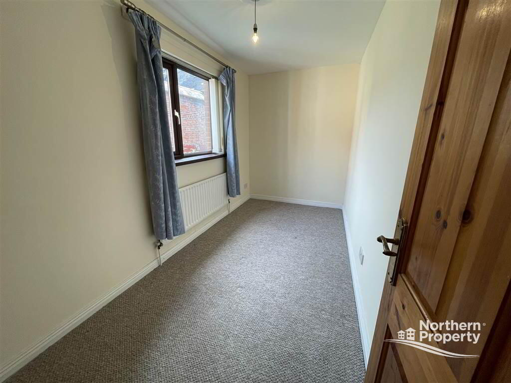 Photo 11 of 5 Clondara Street, Belfast
