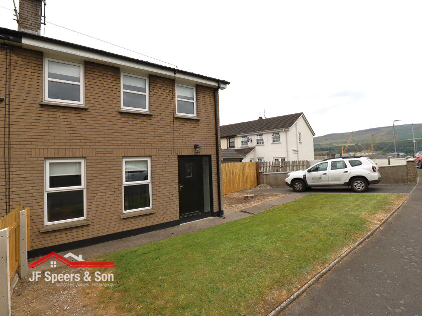 Photo 1 of 13 Oakland Grove, Warrenpoint