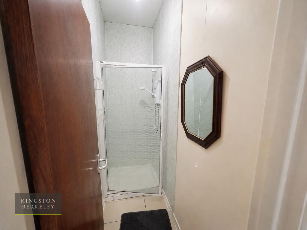 Photo 14 of (hmo Registered), 61 Dunluce Avenue, Lisburn Road, Belfast South, Belfast