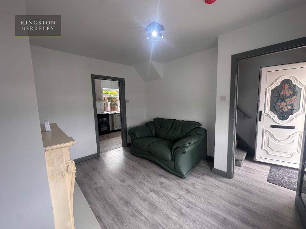 Photo 4 of 83 Ainsworth Drive, Belfast