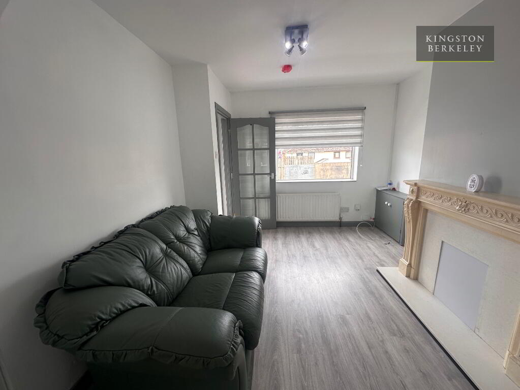 Photo 5 of 83 Ainsworth Drive, Belfast