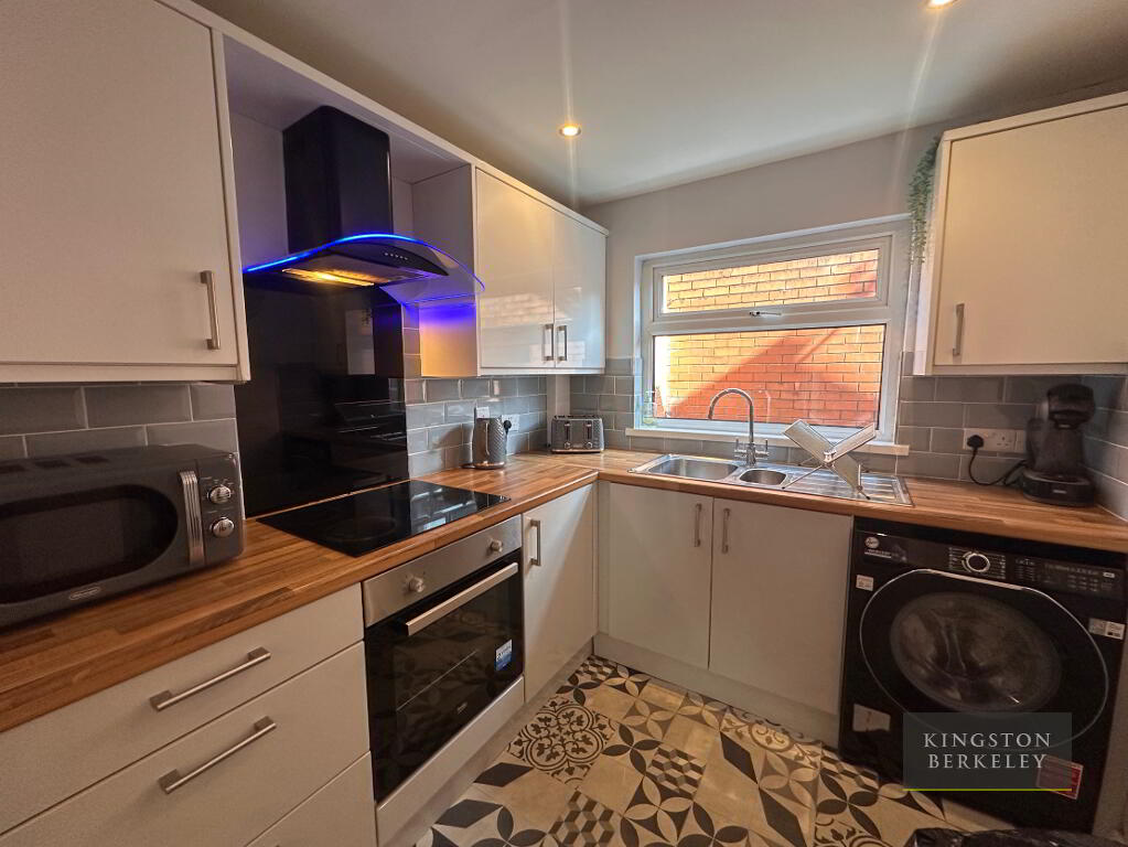 Photo 10 of 26 London Road, Belfast East, Belfast