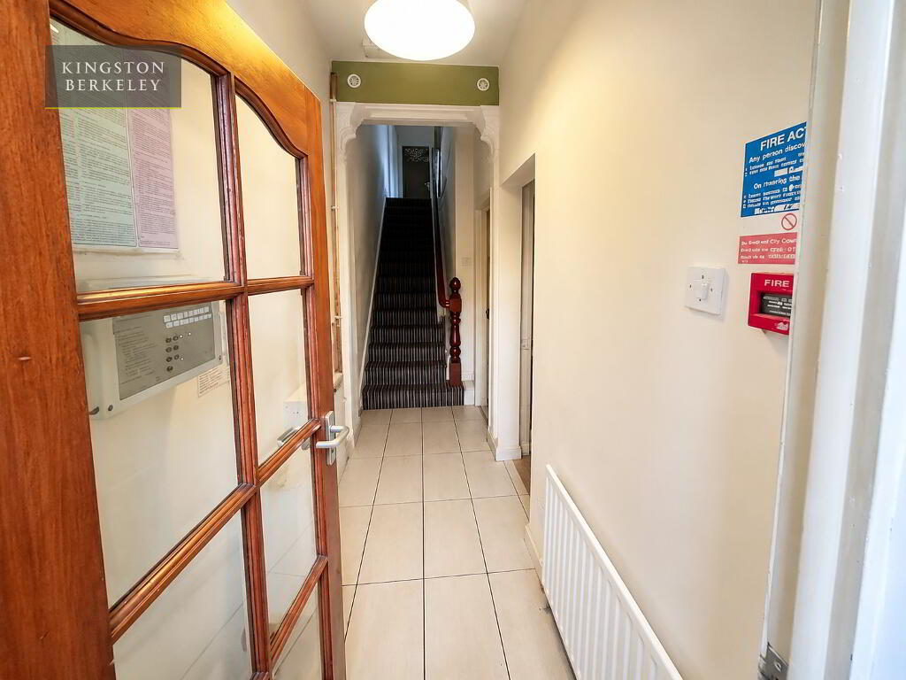 Photo 2 of (hmo Registered), 61 Dunluce Avenue, Lisburn Road, Belfast South, Belfast