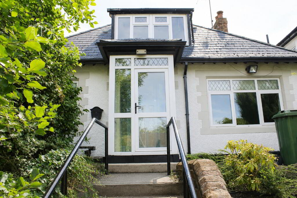 Photo 1 of 39 Victoria Street, Armagh