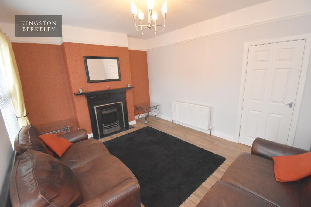 Photo 3 of A & B (2 Bed & 1 Bed Apts), 58 Tates Avenue, Belfast