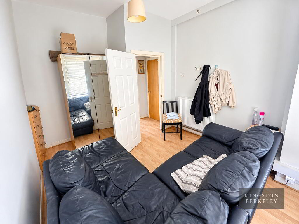 Photo 4 of A & B (2 Bed & 1 Bed Apts), 58 Tates Avenue, Belfast