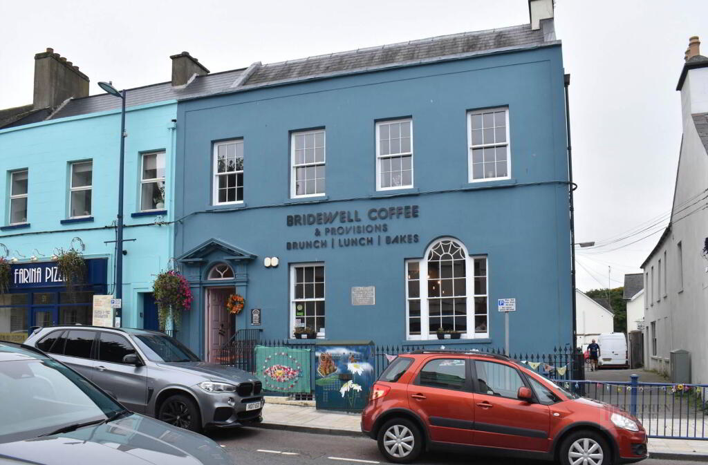 Photo 1 of 19 High Street, Donaghadee