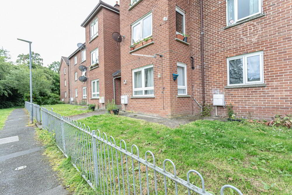 Photo 1 of 14d Dobbins Grove, Armagh