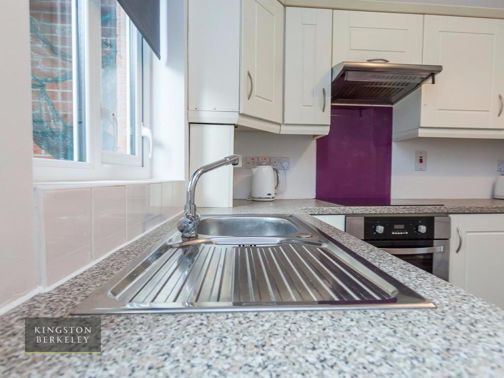 Photo 13 of 223 Donegall Road, Belfast South, Belfast