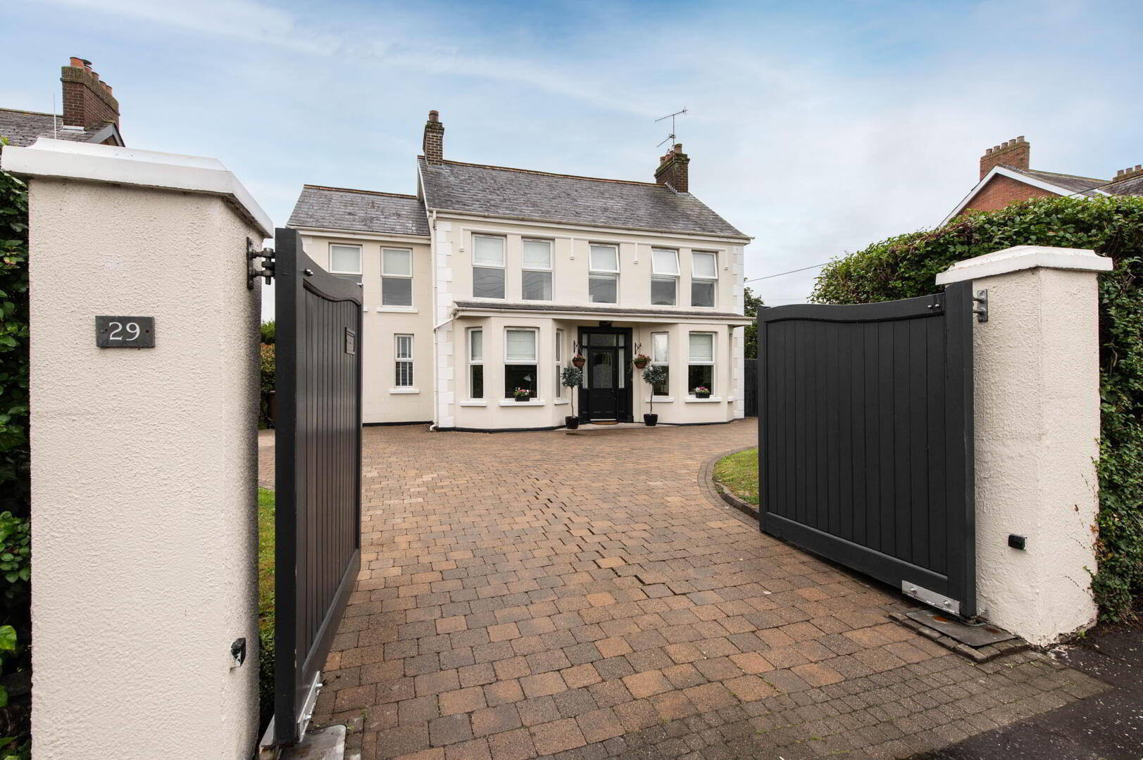 "Leahurst", 29 Upper Station Road, Carrickfergus, BT38 8RA
