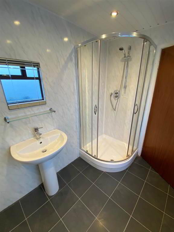 Photo 4 of 112 Avoniel Road, Belfast