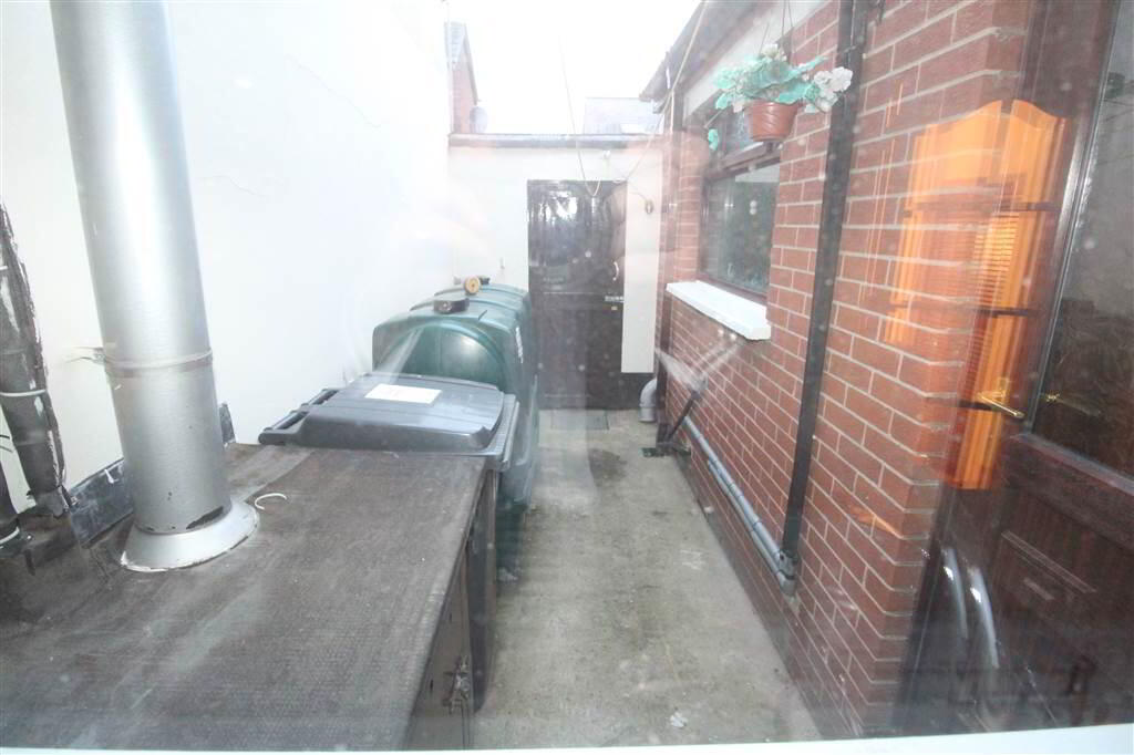 Photo 8 of 112 Avoniel Road, Belfast