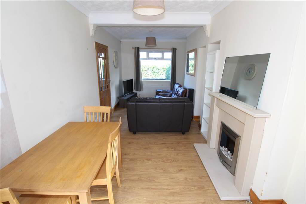 Photo 5 of 32 Strandburn Street, Belfast