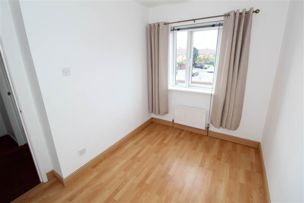 Photo 6 of 210 Grosvenor Road, Belfast