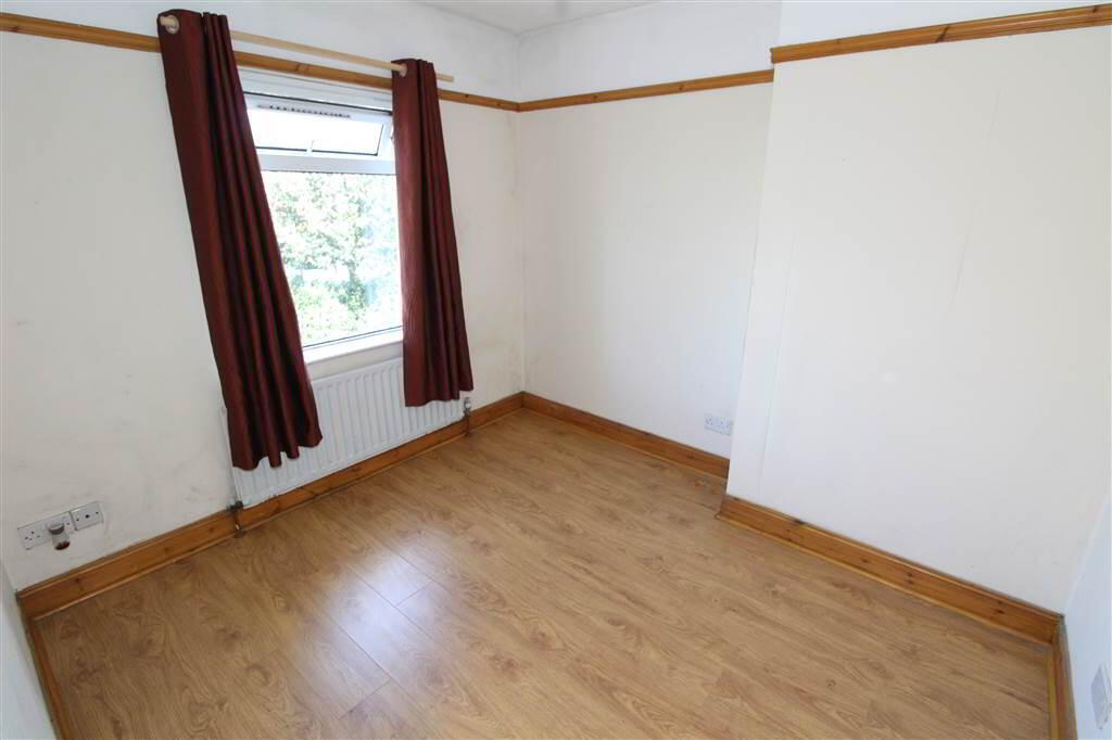 Photo 8 of 32 Strandburn Street, Belfast