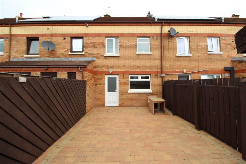 Photo 9 of 210 Grosvenor Road, Belfast