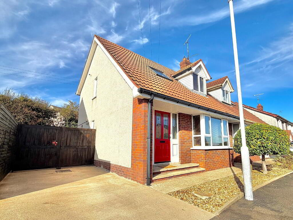 Photo 1 of 21 Piney Hill, Magherafelt