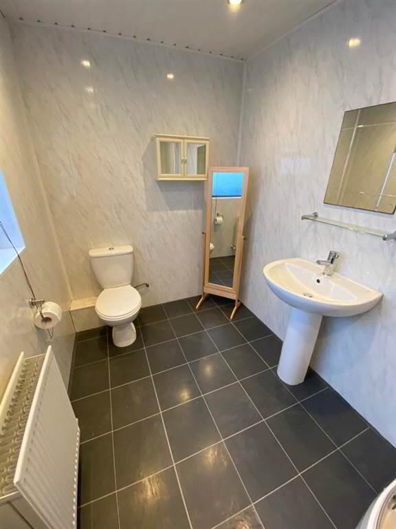 Photo 5 of 112 Avoniel Road, Belfast