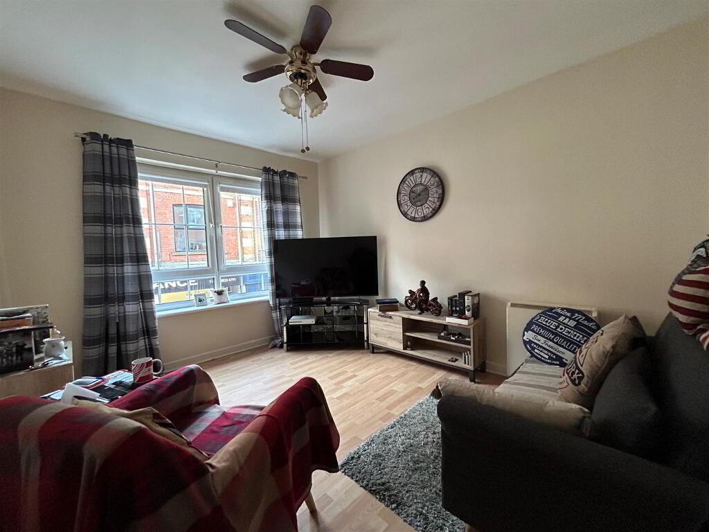  1c Thomas Street