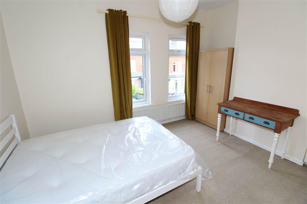 Photo 7 of 30 Titania Street, Belfast