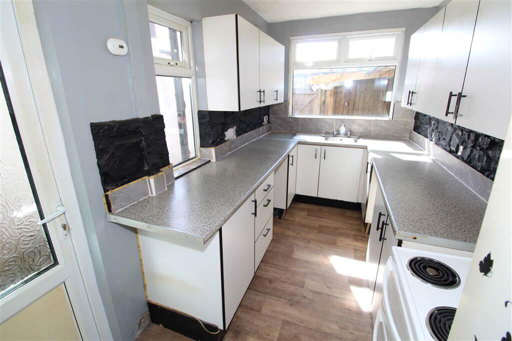 Photo 5 of 239 Castlereagh Road, Belfast