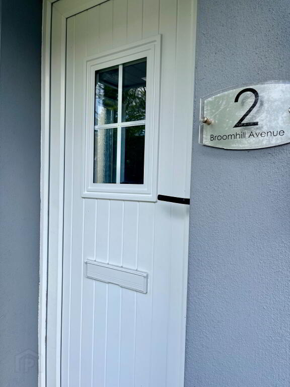 Photo 4 of 2 Broomhill Avenue, Londonderry
